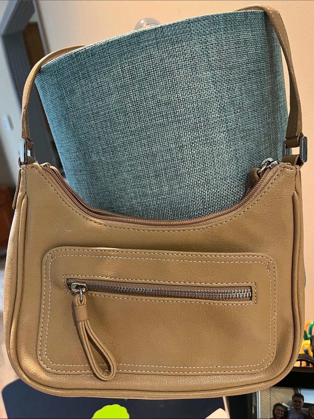 Liz Claiborne Tan Leather Shoulder Bag with Front Zip Pocket
